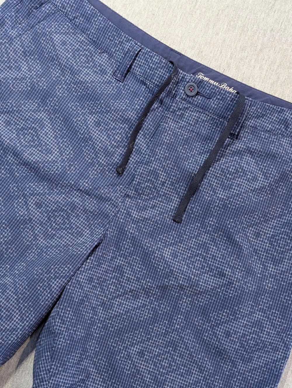 Tommy Bahama Board Shorts Men's 36 Blue Geometric Print Marlin Logo